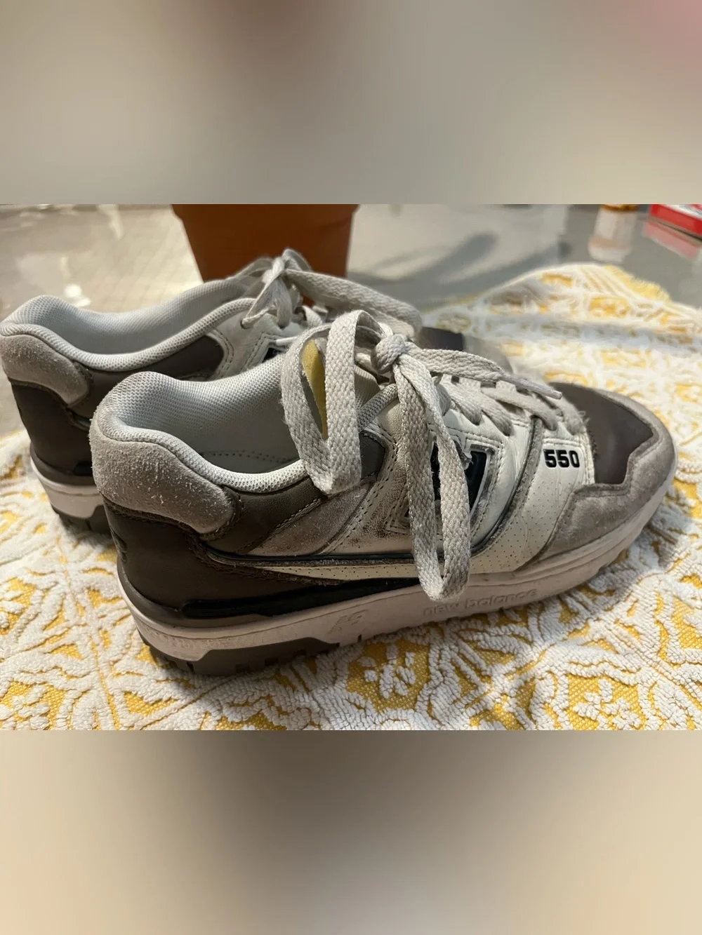 New Balance Unisex New Balance 550 Off-White Leather Sneakers